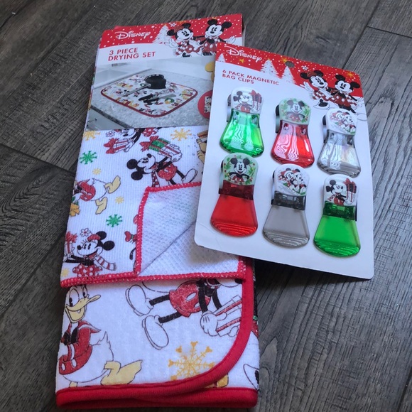 Mickey Mouse Christmas kitchen bundle - Picture 1 of 3